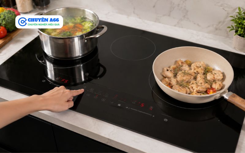 Bếp từ Malloca báo lỗi F5 với các biểu hiện thường gặp như màn hình hiển thị mã F5, bếp tự ngắt khi đang nấu, chỉ một vùng nấu báo lỗi, phát tiếng bíp liên tục, mặt bếp nóng bất thường và không gia nhiệt dù đã thay đúng nồi từ